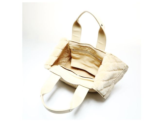 Bolso de mano de ante de cordero marfil con marca Coco CHANEL Beige - vista 12