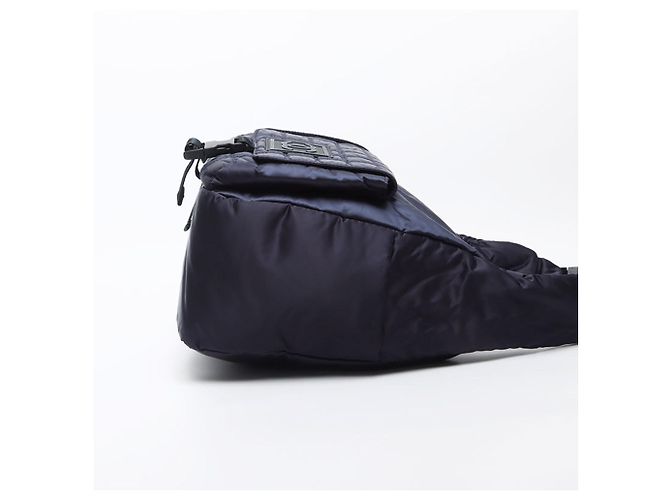 Borsa a spalla Chanel Sport Line blu navy - vista 4