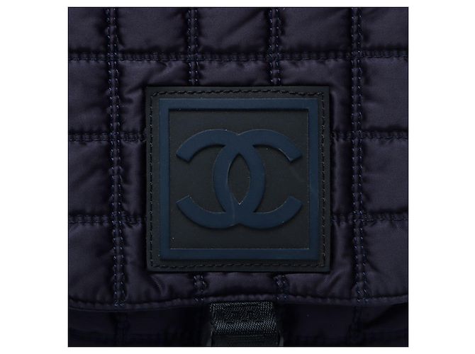 Borsa a spalla Chanel Sport Line blu navy - vista 8