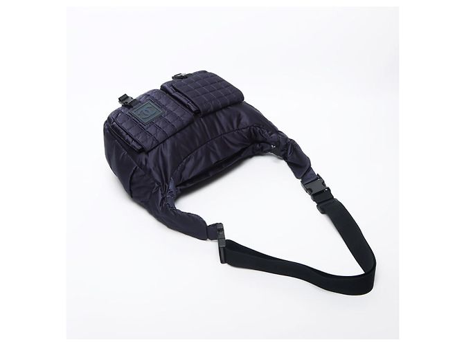 Borsa a spalla Chanel Sport Line blu navy - vista 9
