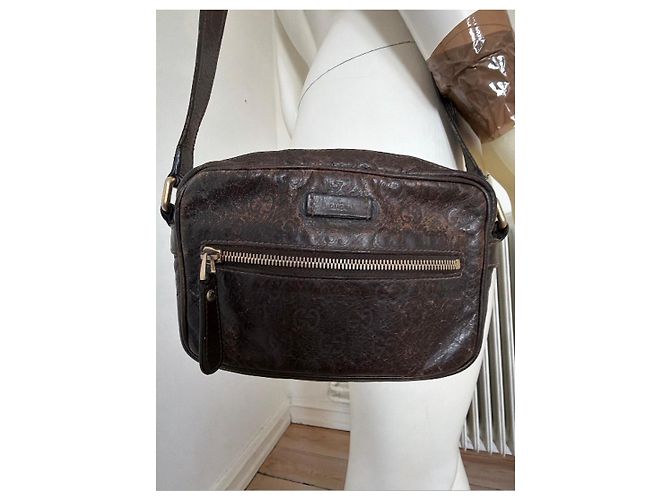 Borsa a tracolla in pelle marrone con monogramma in rilievo Gucci - vista 2