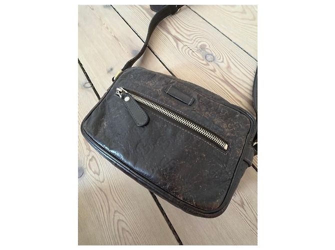 Borsa a tracolla in pelle marrone con monogramma in rilievo Gucci - vista 4