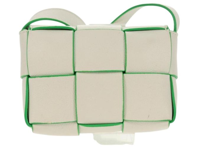 Bottega Veneta Cassette Maxi Intrecciato Leather Mini Bianco - vista 2