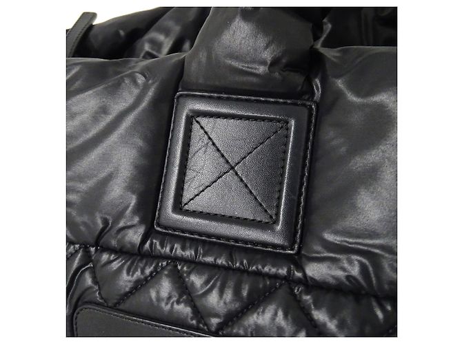 CHANEL Borsa Tote Coco Cocoon MM Nero - vista 11