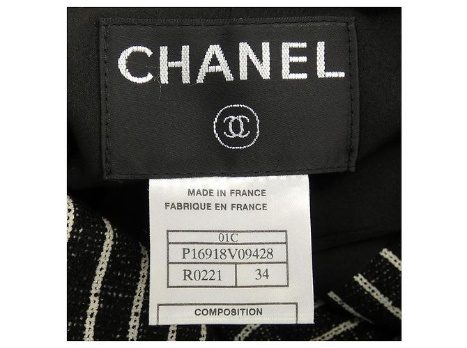 Timeless Abrigo Chanel P16918V09428 01C de algodón negro y blanco - vista 4
