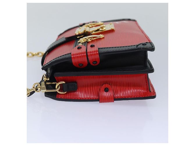 Clutch Trunk Louis Vuitton in pelle Epi Rosso - vista 3