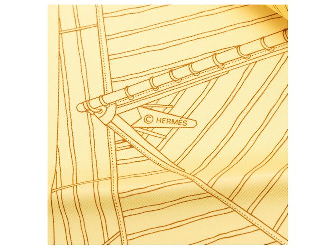 Silk In Bufanda de seda amarilla Hermès Amarillo - vista 4