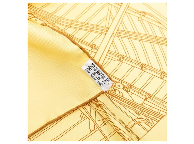 Silk In Bufanda de seda amarilla Hermès Amarillo - vista 8