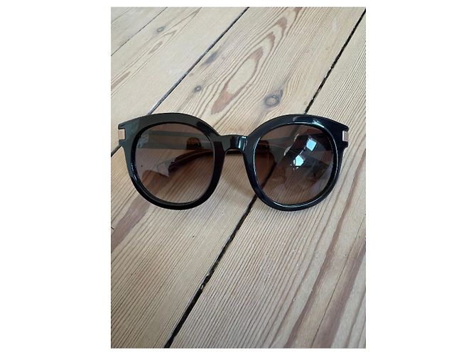 Gafas de sol Dsquared2 Negras con Lentes Marrones Degradadas Negro - vista 2