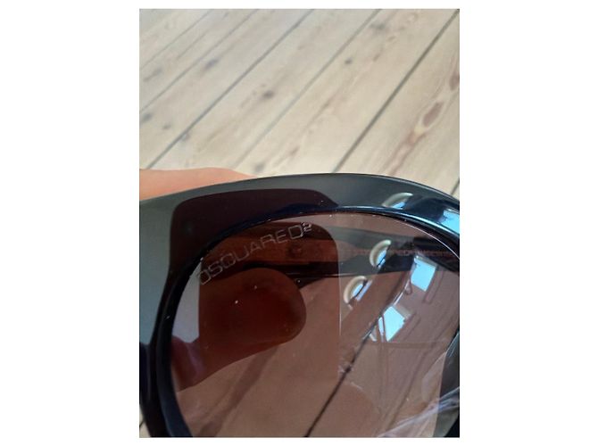 Gafas de sol Dsquared2 Negras con Lentes Marrones Degradadas Negro - vista 3