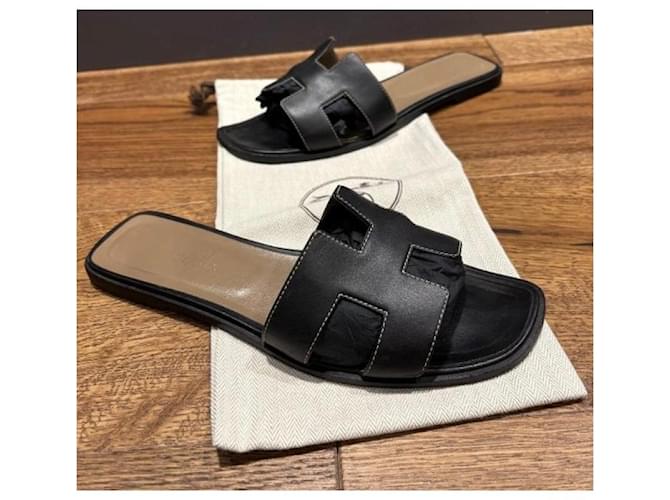 Sandali Oran Hermès in pelle nera Nero - vista 5