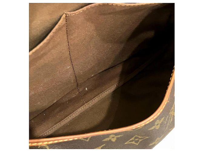 Borsa a Spalla Saumur 35 Monogramma Louis Vuitton Marrone - vista 6