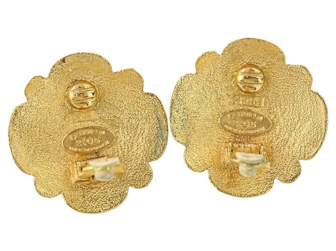 Vintage Chanel Clip-Ohrringe aus Gold mit Kunstperlen Golden - Ansicht 8
