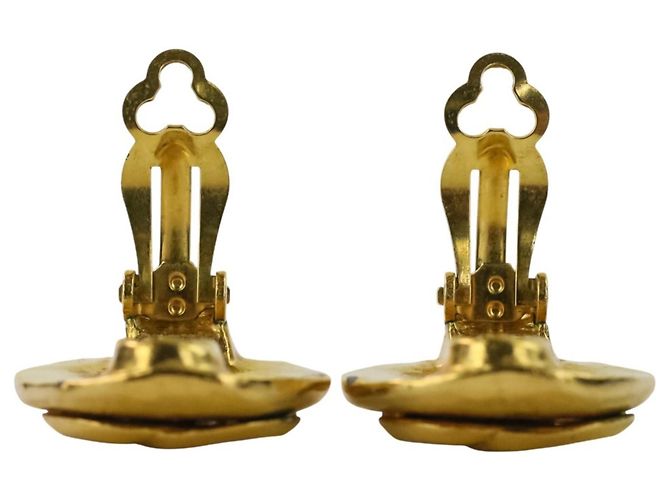 Chanel Coco Mark Circle Clip Earrings Golden - view 10