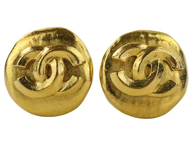 Chanel Coco Mark Circle Clip Earrings Golden - view 3