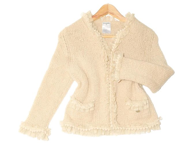 Vintage beige Chanel Strickjacke. - Ansicht 2