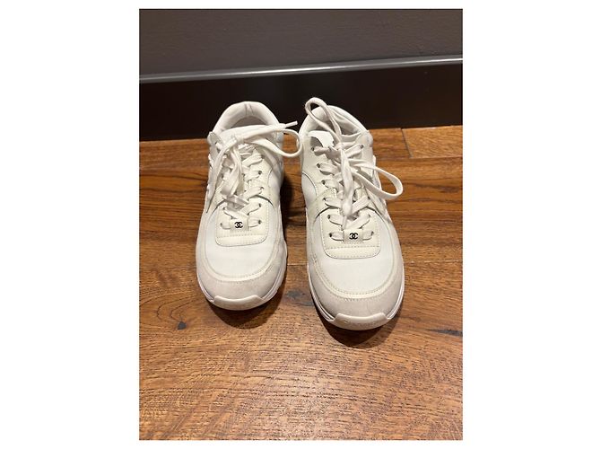 Sneakers in pelle e suede bianco Chanel - vista 12