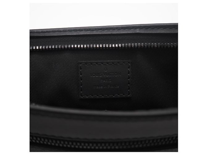 Borsa Messenger Aerogram LV Louis Vuitton Nero - vista 16
