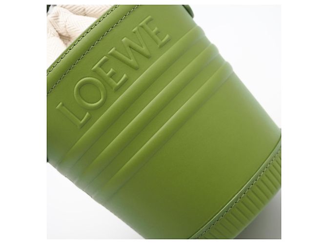 Jardinière Schultertasche aus Kalbsleder von Loewe Grün - Ansicht 4