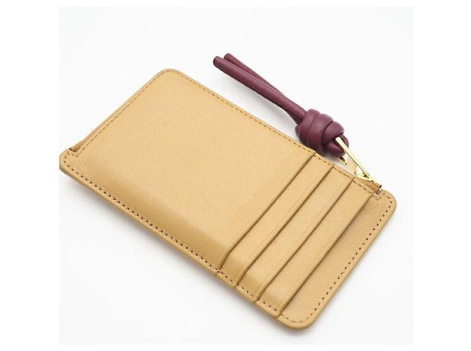 Loewe glänzender Nappa-Leder-Knoten-Münz-Kartenhalter Bordeaux Gelb - Ansicht 4