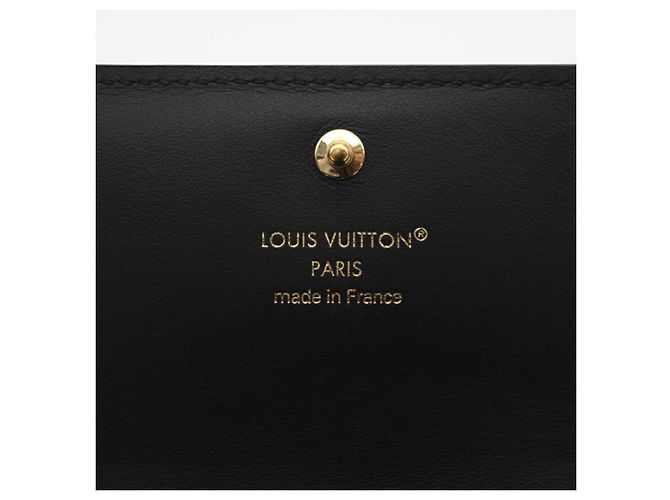 Billetera Tiny Capucines en Taurillon Louis Vuitton Negro - vista 12