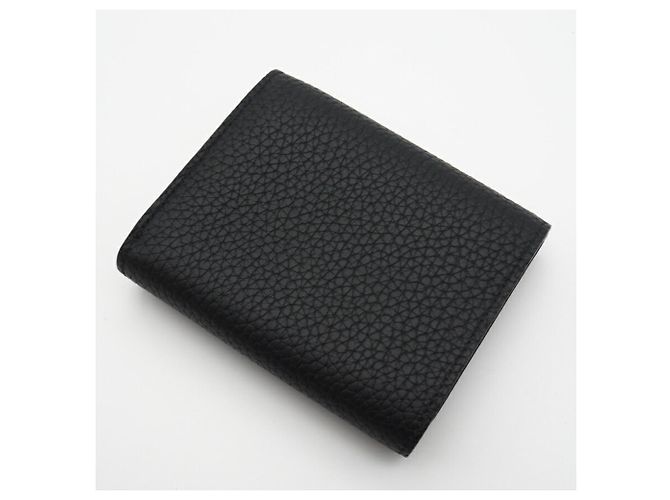 Billetera Tiny Capucines en Taurillon Louis Vuitton Negro - vista 4