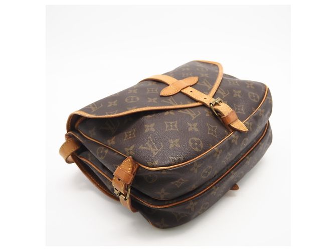 Borsa a Spalla Saumur 30 Monogramma Louis Vuitton Marrone - vista 5