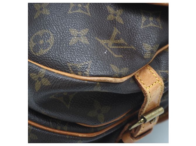 Borsa a Spalla Saumur 30 Monogramma Louis Vuitton Marrone - vista 8