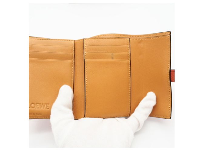 Loewe Soft Grain Kalbsleder Tri-Fold Geldbörse Orange - Ansicht 9