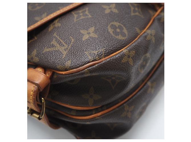 Borsa a Spalla Saumur 30 Monogram Louis Vuitton Marrone - vista 11