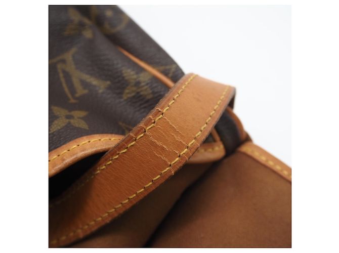 Borsa a Spalla Saumur 30 Monogram Louis Vuitton Marrone - vista 9