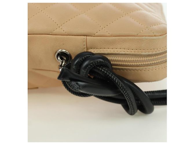 CHANEL Borsa a Spalla Cambon Line Matelassé in Pelle di Agnello Beige Nero CC Auth am10849V - vista 16