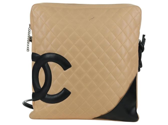 CHANEL Borsa a Spalla Cambon Line Matelassé in Pelle di Agnello Beige Nero CC Auth am10849V - vista 2