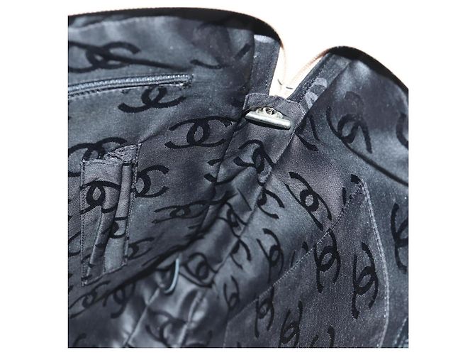 CHANEL Borsa a Spalla Cambon Line Matelassé in Pelle di Agnello Beige Nero CC Auth am10849V - vista 21