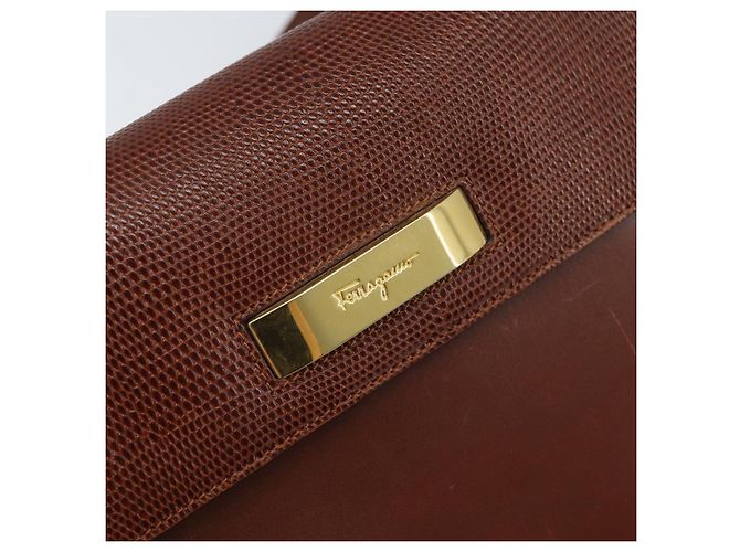 Borsa a Spalla Gancini in Pelle Marrone Oro Auth 172650 di Salvatore Ferragamo D'oro - vista 15