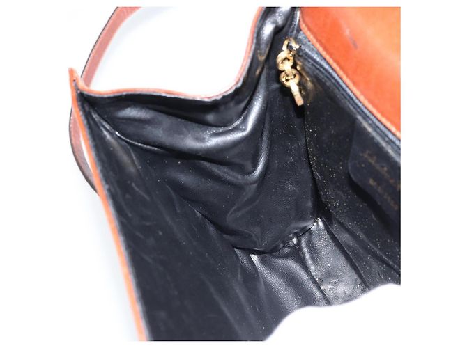 Borsa a Spalla Gancini in Pelle Marrone Oro Auth 172650 di Salvatore Ferragamo D'oro - vista 20
