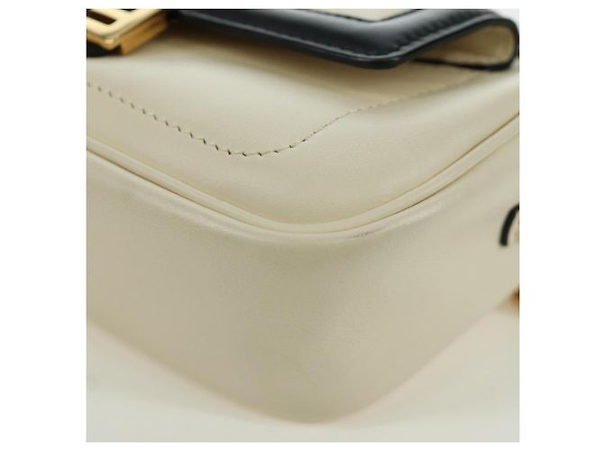 FENDI Easy Baguette Catena Borsa a Spalla Pelle Avorio Oro Auth 173156M D'oro Crudo - vista 13