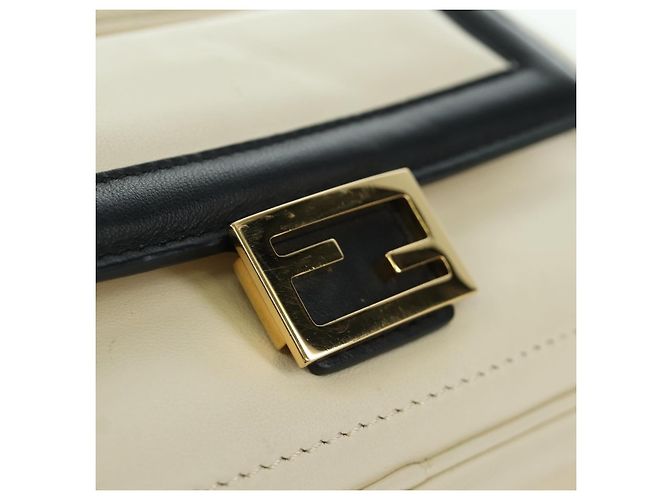 FENDI Easy Baguette Catena Borsa a Spalla Pelle Avorio Oro Auth 173156M D'oro Crudo - vista 16