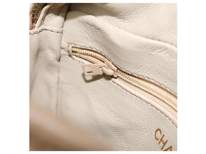CHANEL Borsa a Spalla Matelassé in Pelle di Agnello Beige Oro CC Auth gh1759 D'oro - vista 19