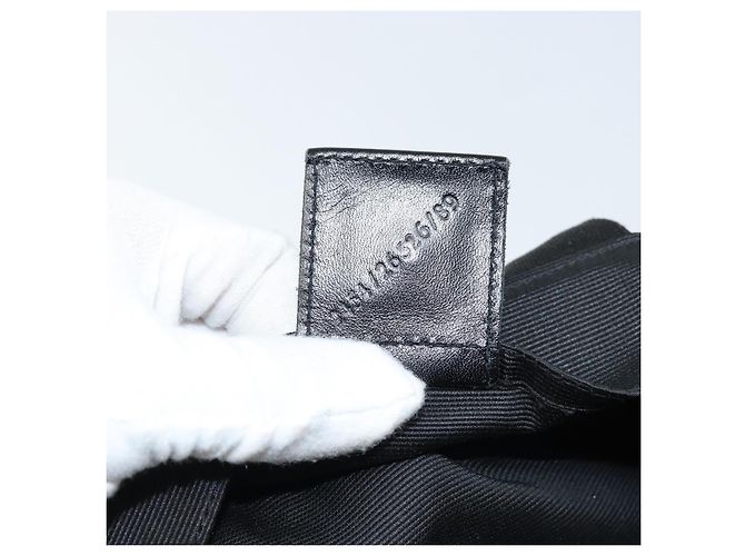 Borsa a mano FENDI in nylon nero Auth 172823 - vista 18