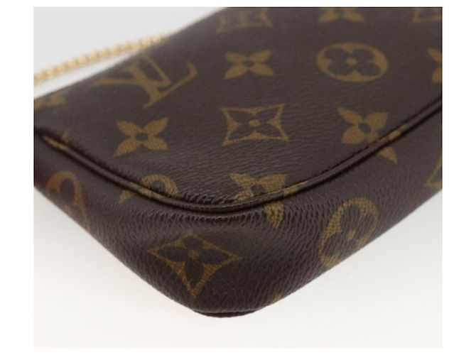 LOUIS VUITTON Monogram Vivienne Mini Pochette Accessoires M81633 Auth 167031SM Monograma - vista 17