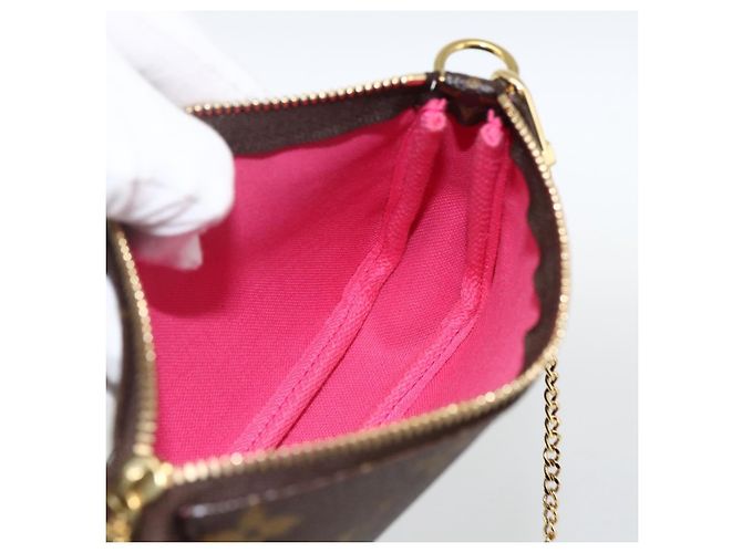 LOUIS VUITTON Monogram Vivienne Mini Pochette Accessoires M81633 Auth 167031SM Monograma - vista 20