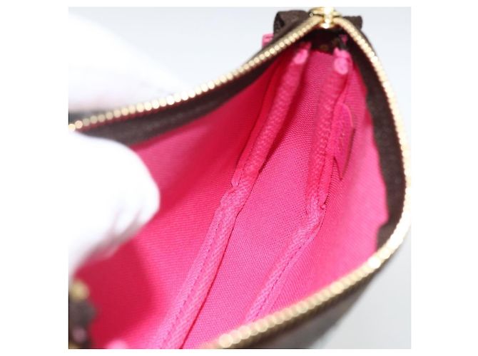 LOUIS VUITTON Monogram Vivienne Mini Pochette Accessoires M81633 Auth 167031SM Monograma - vista 21