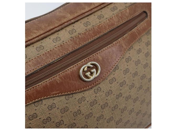 Gucci Sac à épaule Micro GG Supreme en PVC beige et or 001 067 1281 Auth 173586 Doré - vue 14