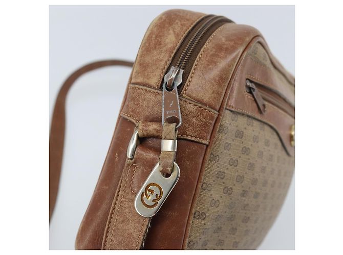Gucci Sac à épaule Micro GG Supreme en PVC beige et or 001 067 1281 Auth 173586 Doré - vue 15