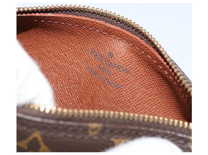 LOUIS VUITTON Monedero Papillon Monograma LV Auth 166261A - vista 10