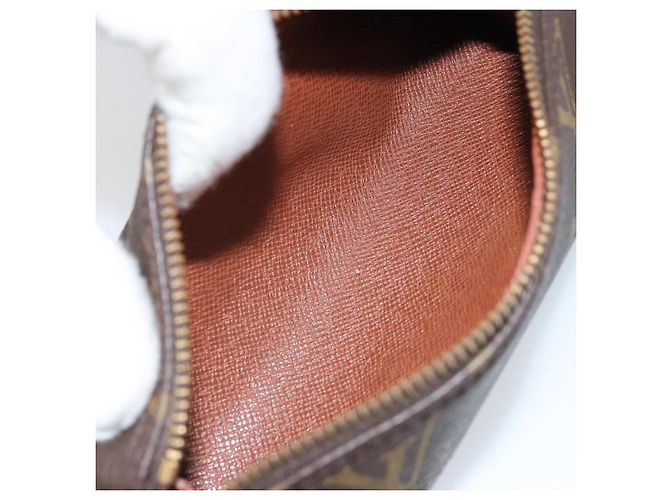 LOUIS VUITTON Monedero Papillon Monograma LV Auth 166261A - vista 11