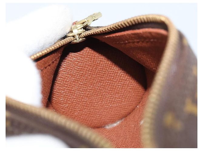 LOUIS VUITTON Monedero Papillon Monograma LV Auth 166261A - vista 12