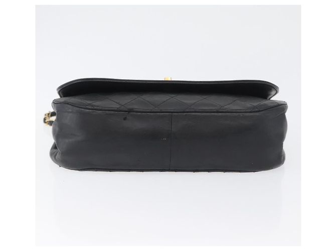 CHANEL Borsa a Spalla Matelassé in Pelle di Agnello Nera Oro CC Auth bs33642 Nero D'oro - vista 10