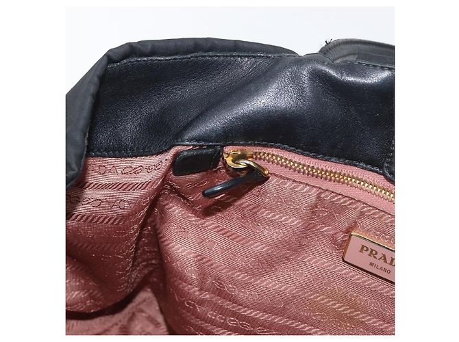 PRADA Handtasche aus Nylon Schwarz Gold Auth fm5210 Golden - Ansicht 20